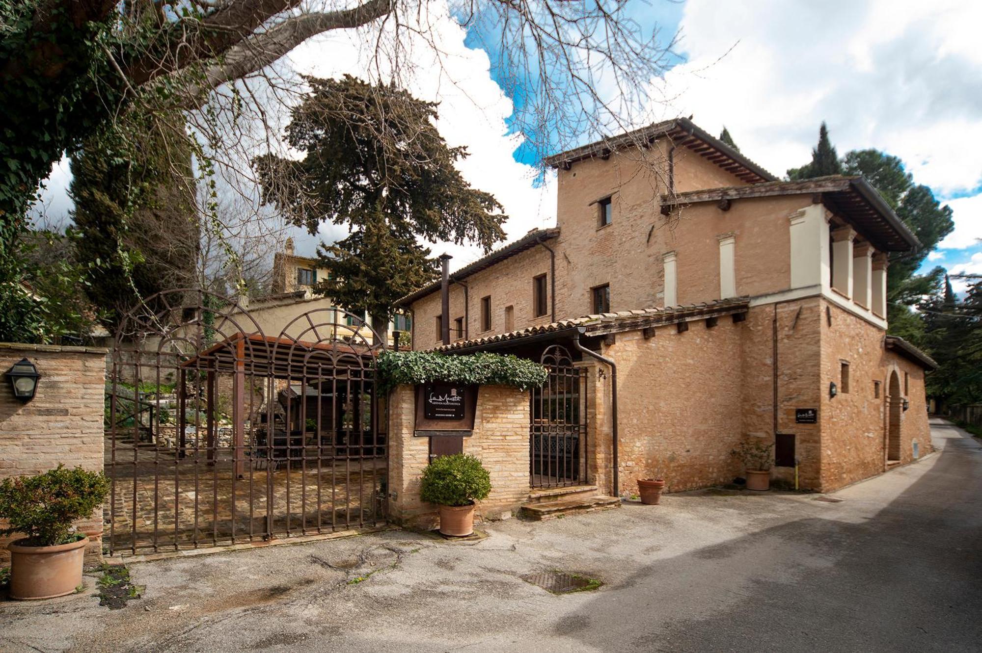 La Maesta Antica Dimora Di Campagna Villa Foligno Dış mekan fotoğraf